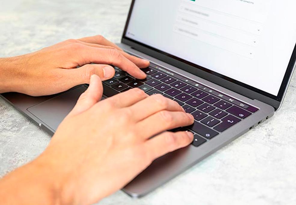 Comunicaciones: premios y normativa